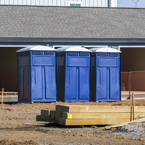 job site portable toilets provides a self-contained water supply for all of our porta potties on construction sites